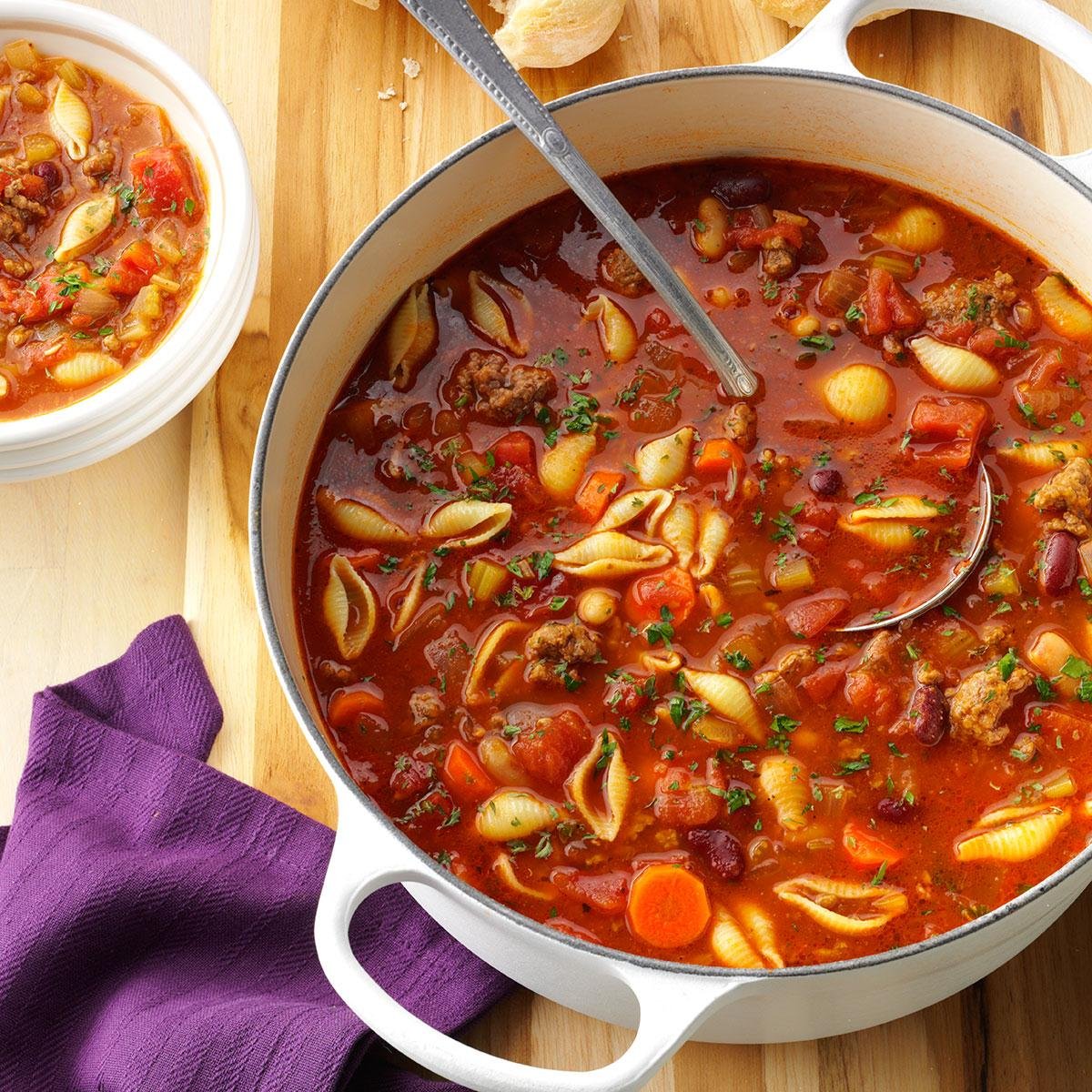 Блюдо например. Паста э Фаджоли итальянский суп. Томатно-фасолевый суп. Суп с макаронами. Для супа.