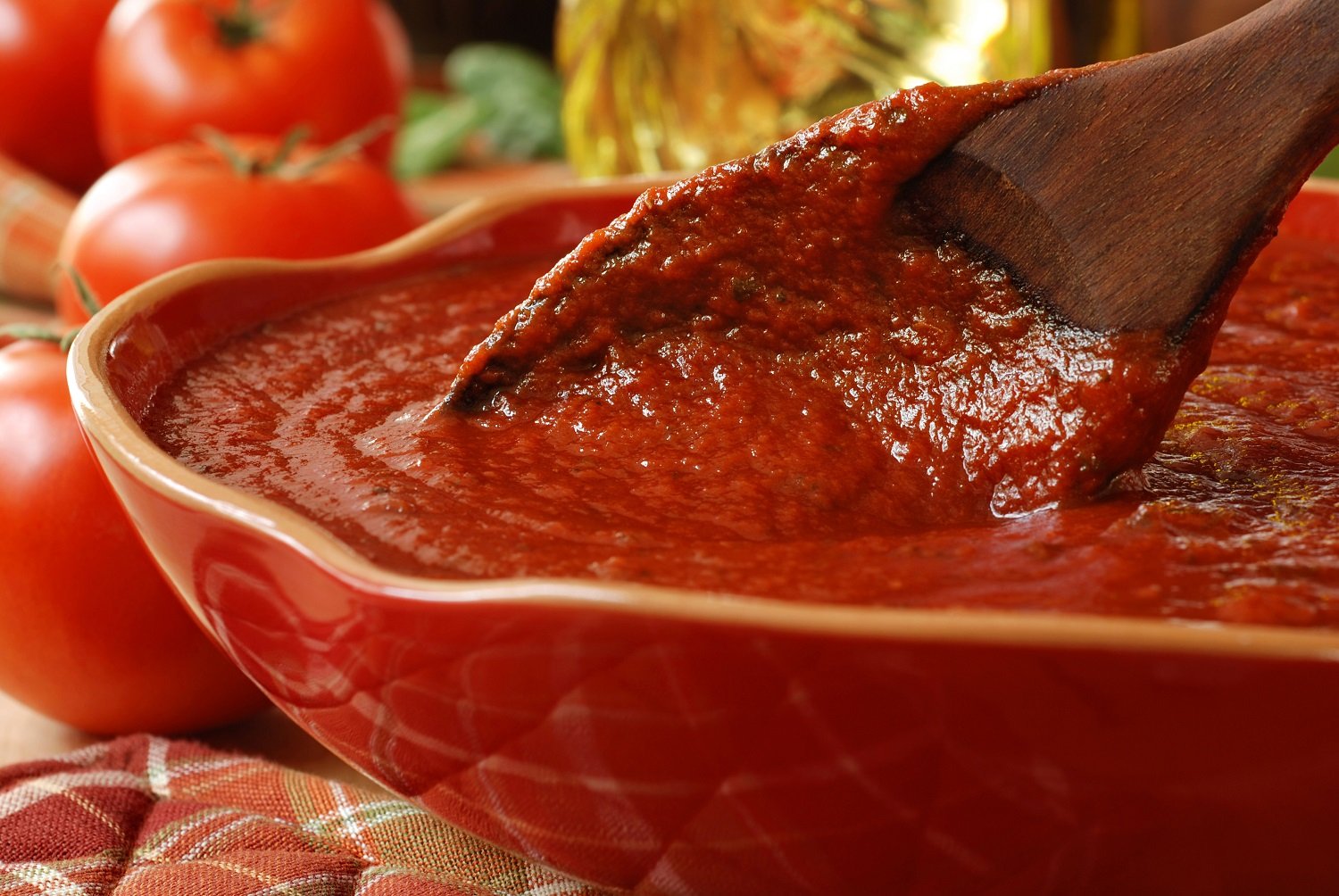 Томатный соус готовый. Соус маринара. Соус томатный острый. Соусы к мясным блюдам. Соус красный.