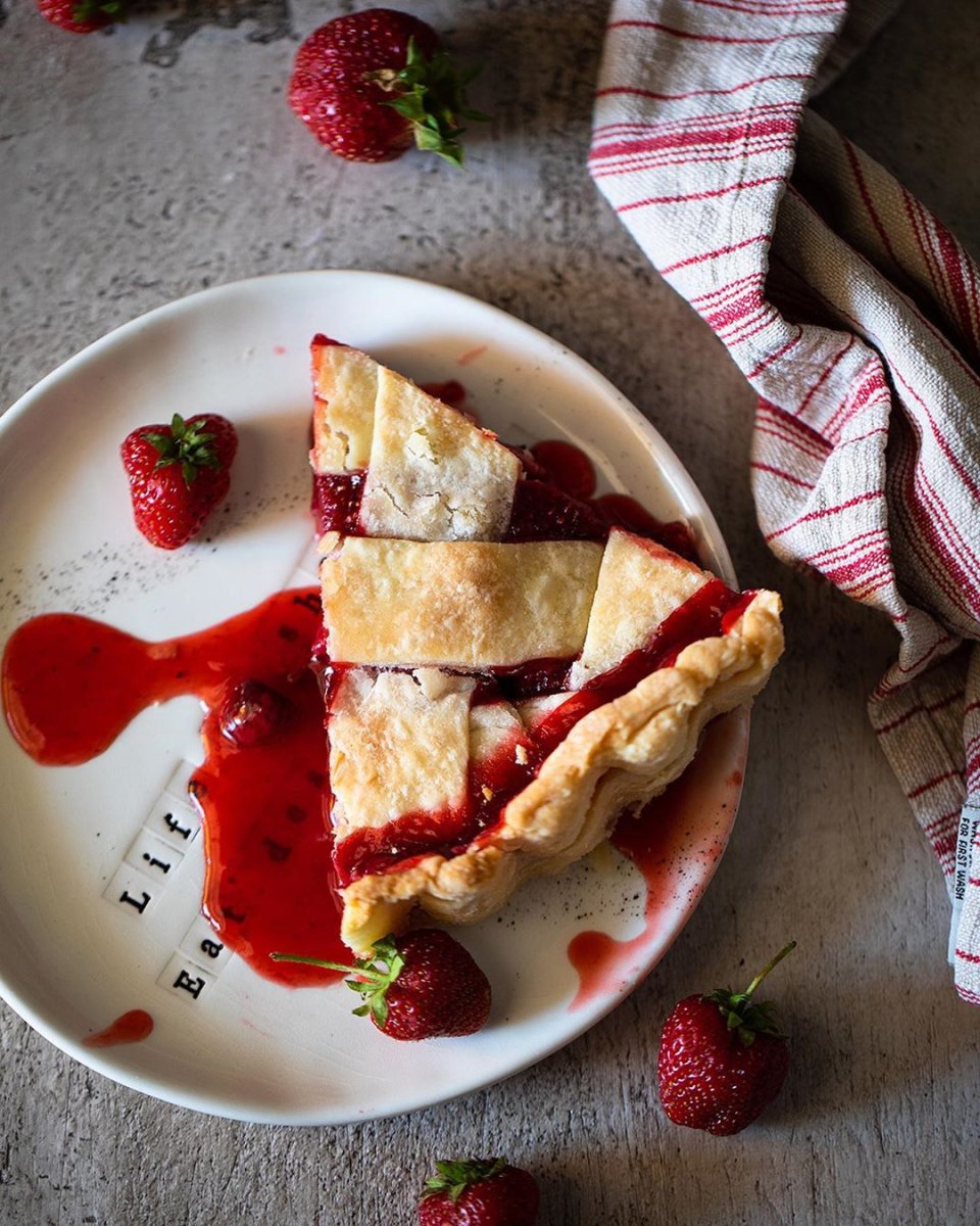 Пирог с клубникой