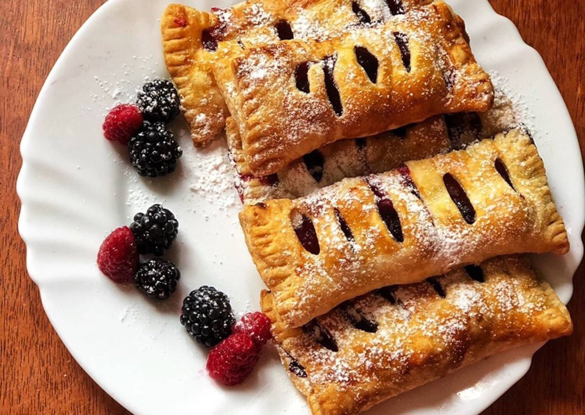 Слойки с повидлом