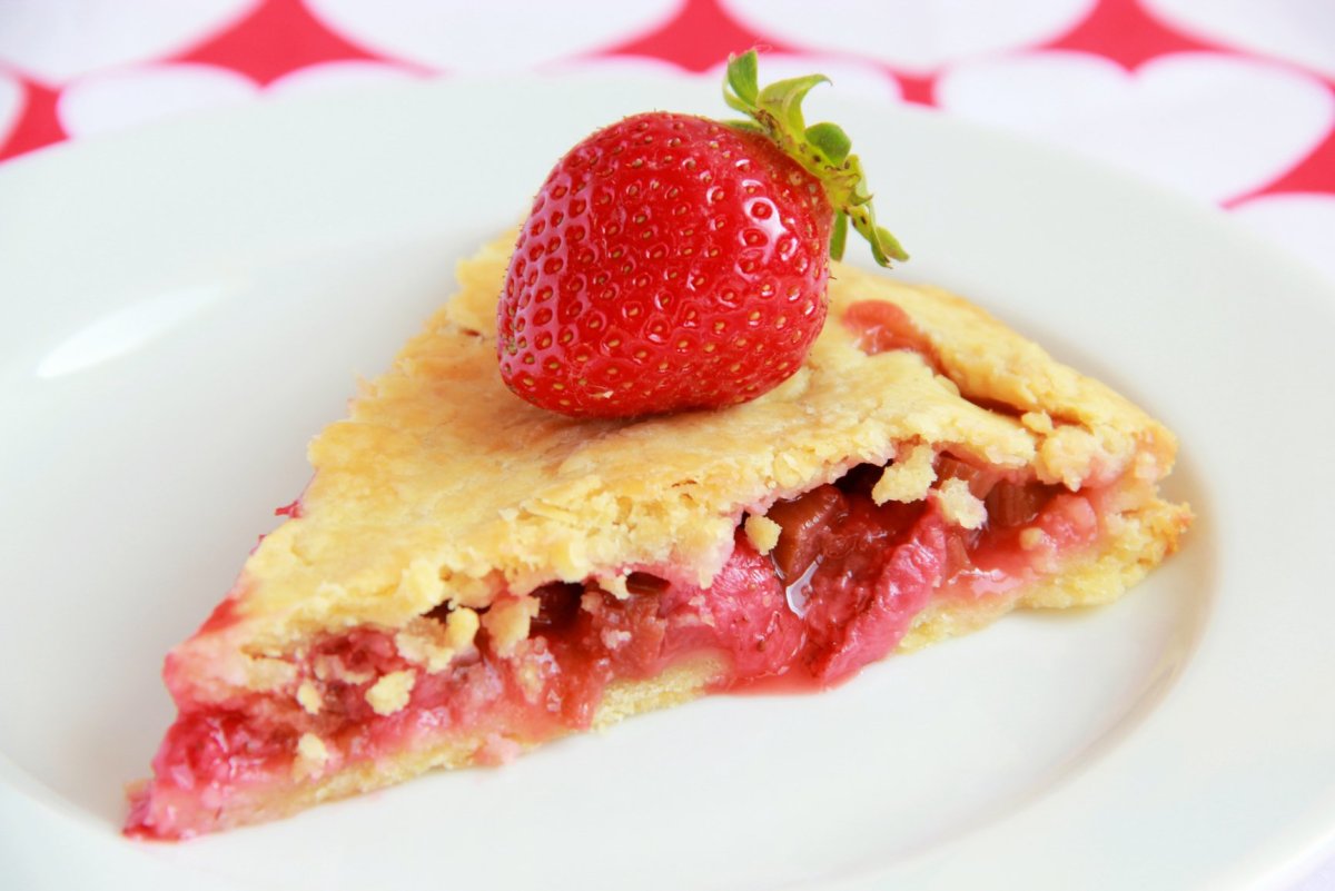 Клубнично ревеневый пирог