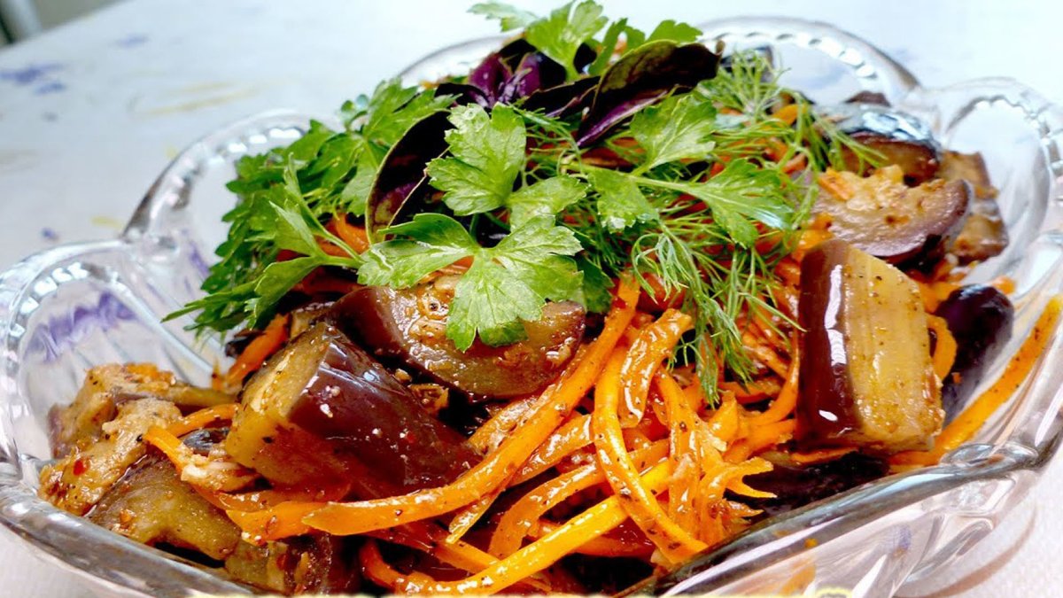 Корейский салат из баклажанов и моркови