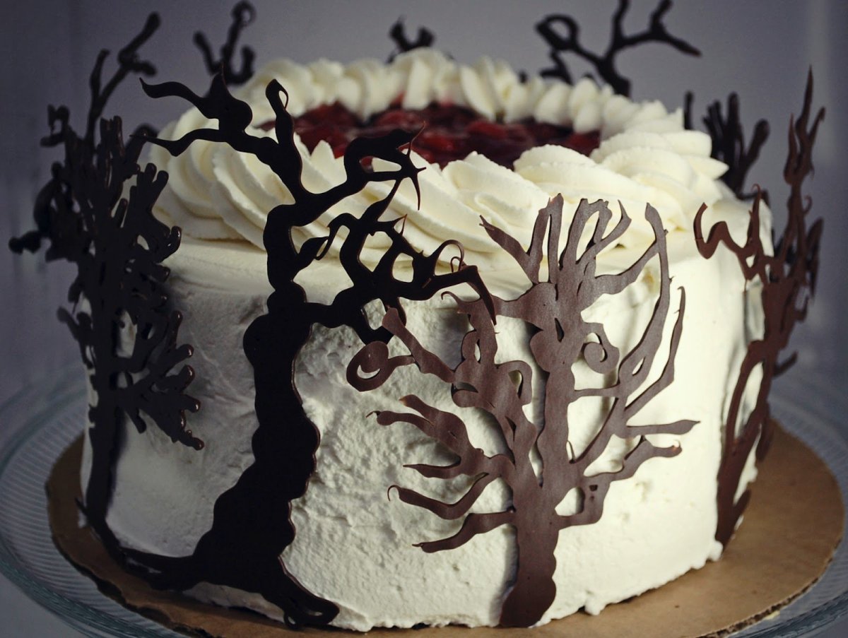 Торт белый лес