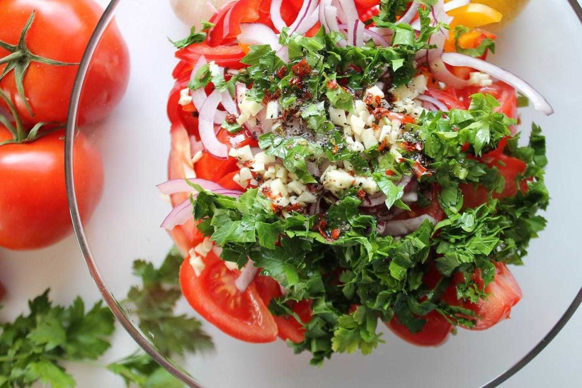 Овощной турецкий салат